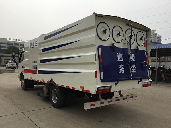 東風大多利卡吸塵車國VI