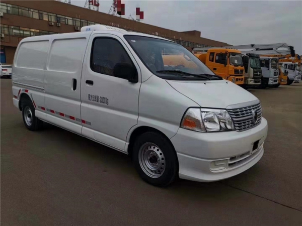 國(guó)六面包型金杯新快運(yùn)面包冷藏車