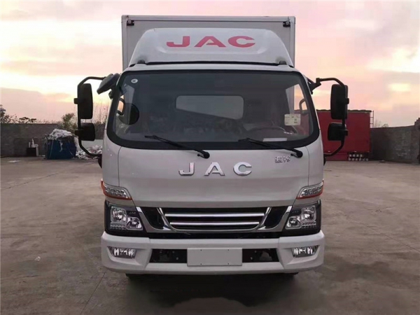 國六4.2米江淮駿鈴V6冷藏車