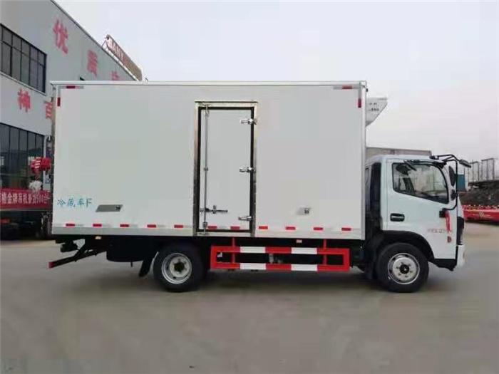 東風(fēng)多利卡冷藏車國六