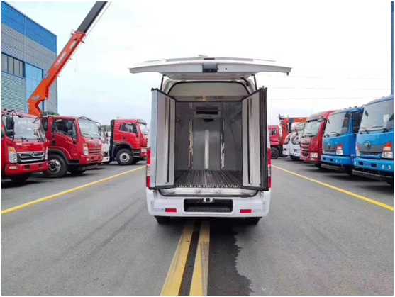 國六-面包型福田風(fēng)景G9冷藏車