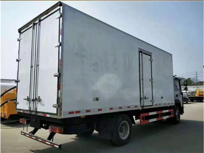 福田歐馬可S5 6.6米冷藏車-國六-