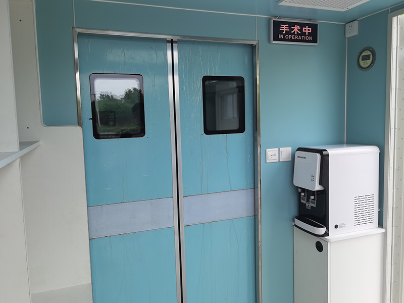 東風天錦手術車
