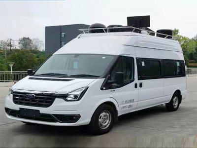 江鈴福特Ｖ３４８指揮車